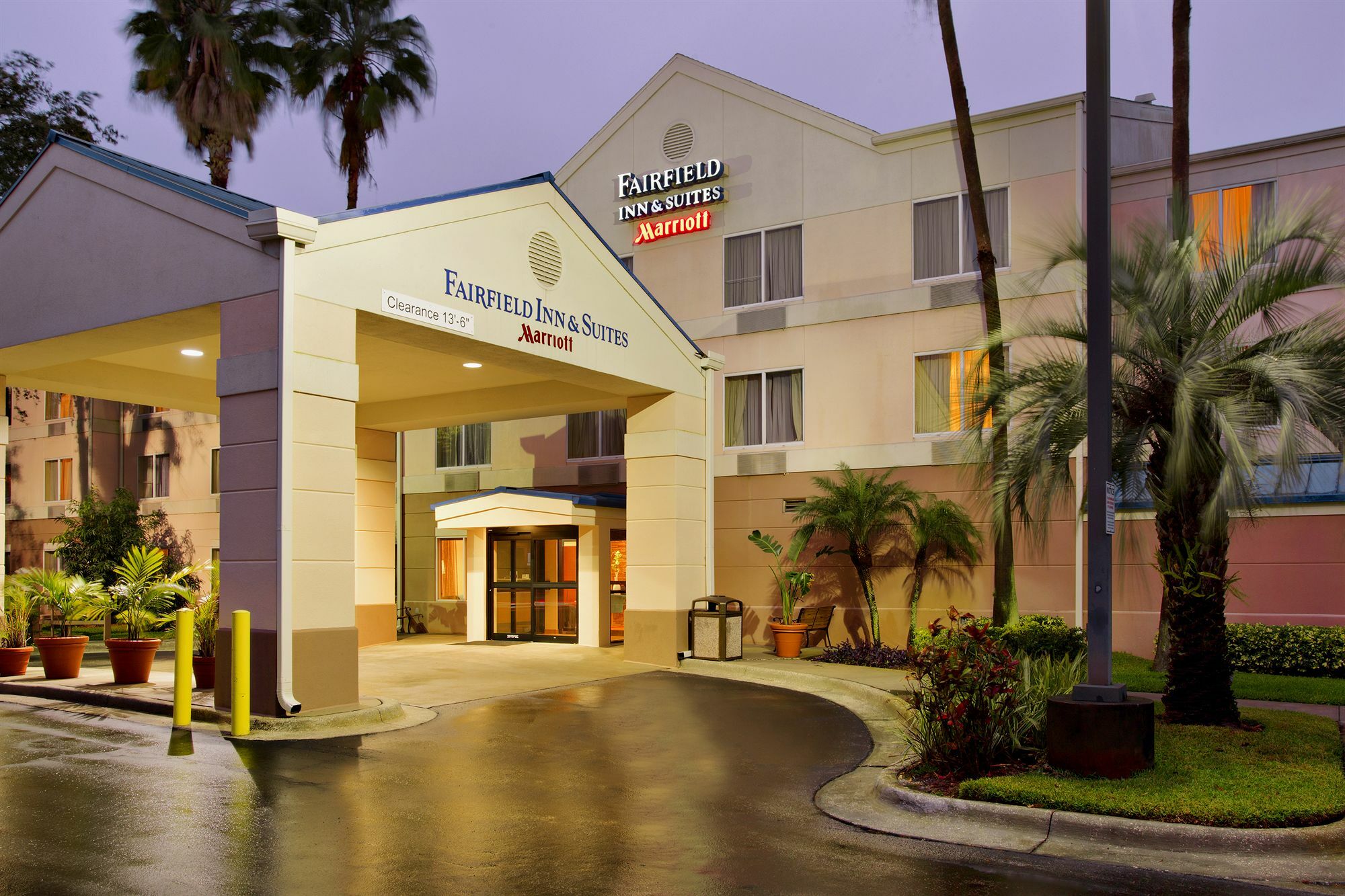 Fairfield Inn And Suites By Marriott Tampa Brandon Exterior foto